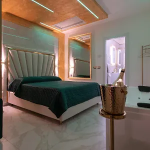 Fashion Gold With Jacuzzi & Car Garage Apartament Bolonia